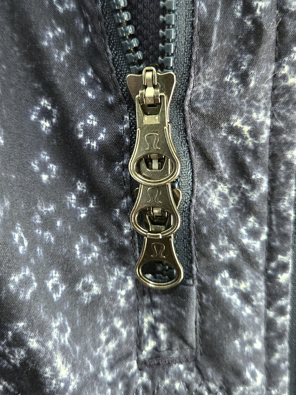 Lululemon Spring Forward Jacket - Picture 6 of 8